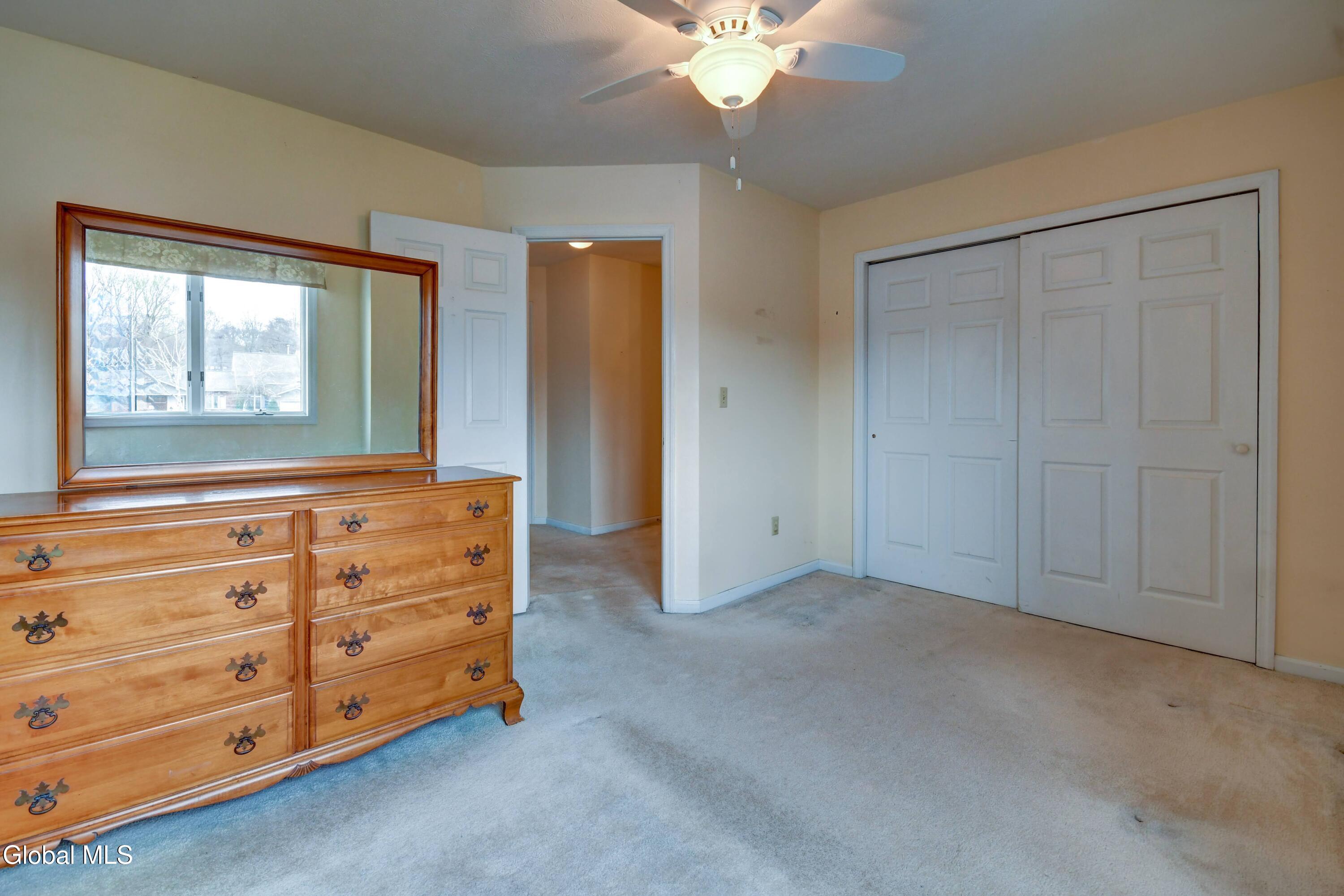 12 White Rock Circle Albany NY 12205