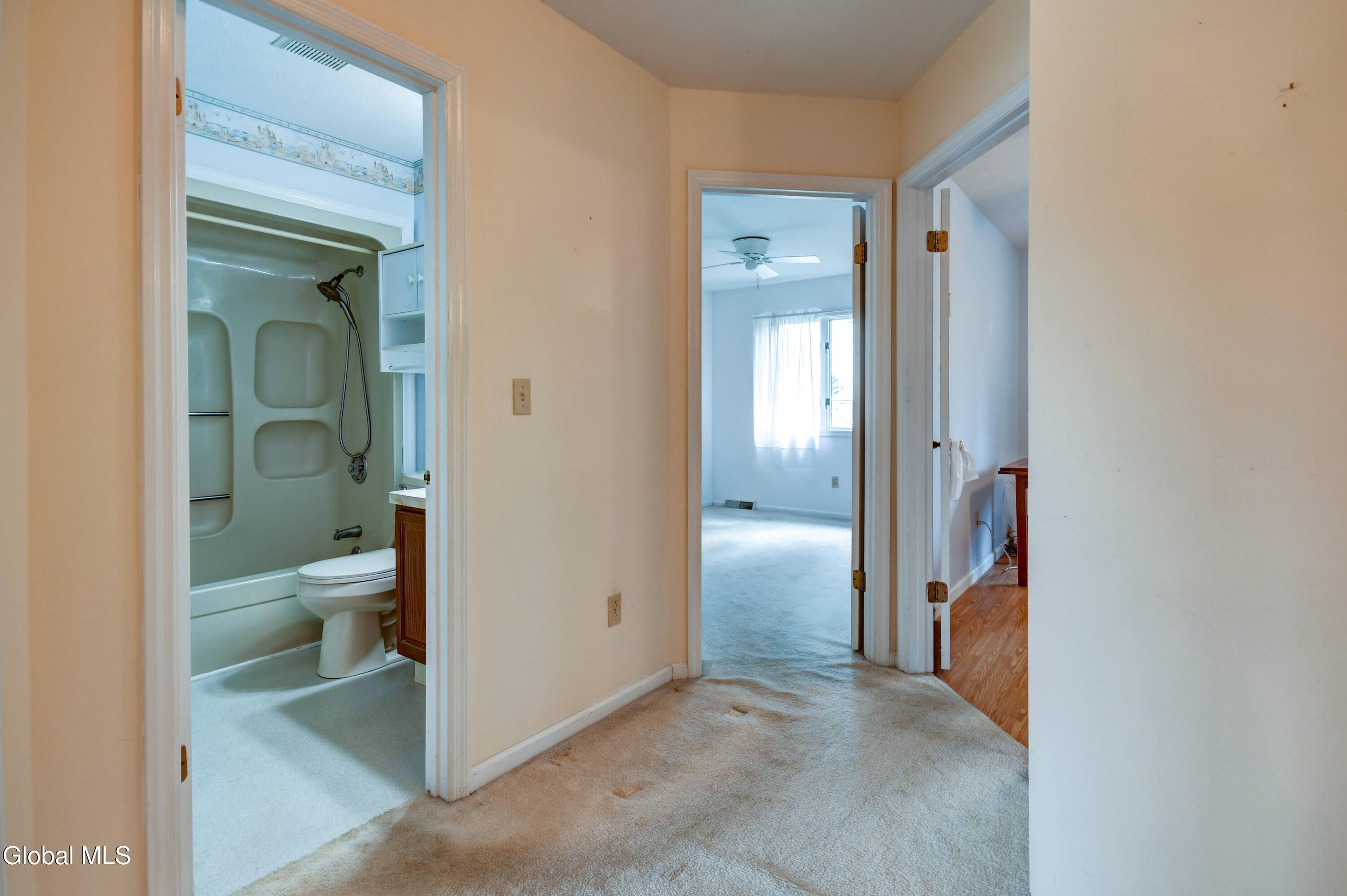 12 White Rock Circle Albany NY 12205
