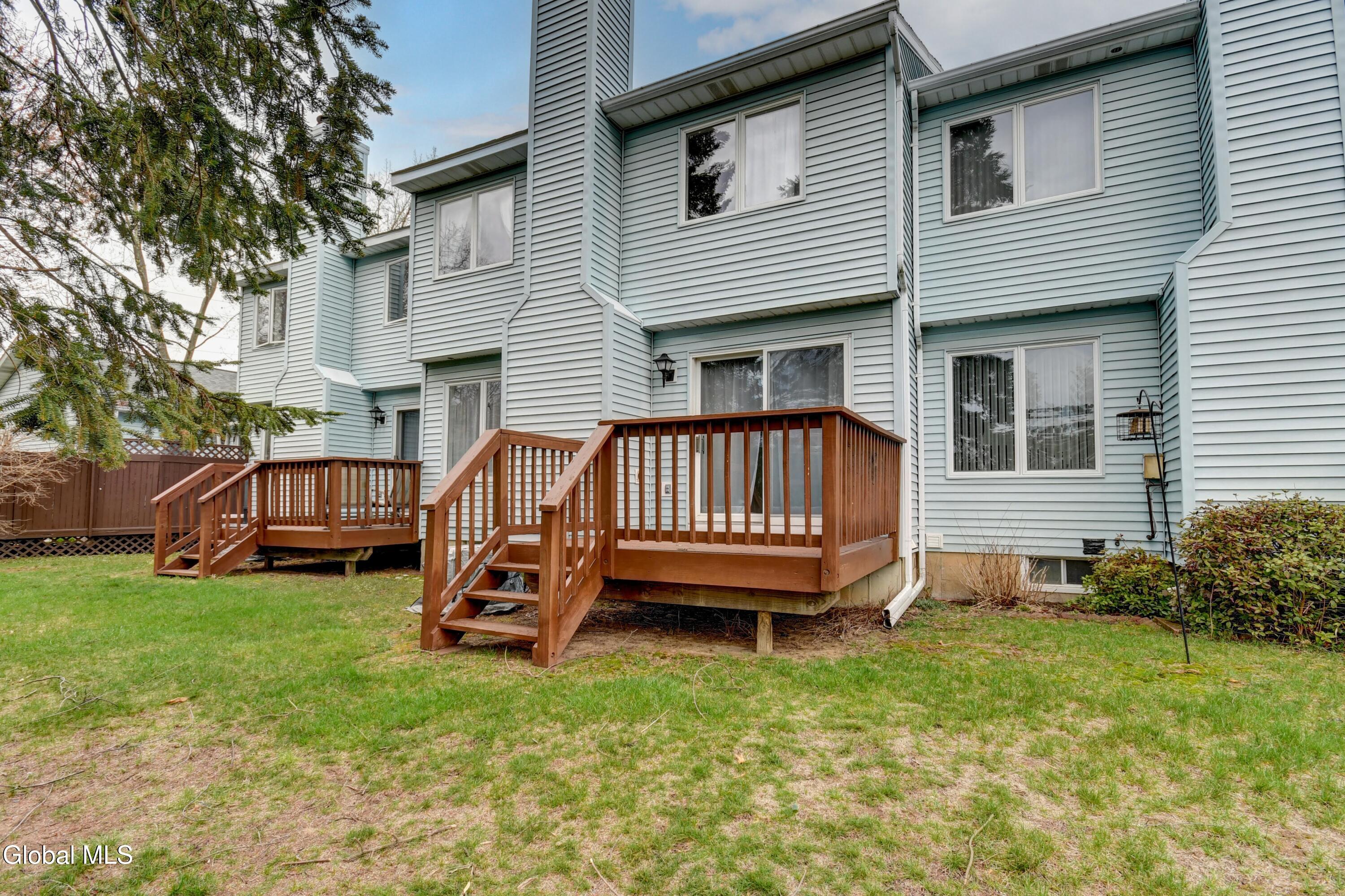 12 White Rock Circle Albany NY 12205