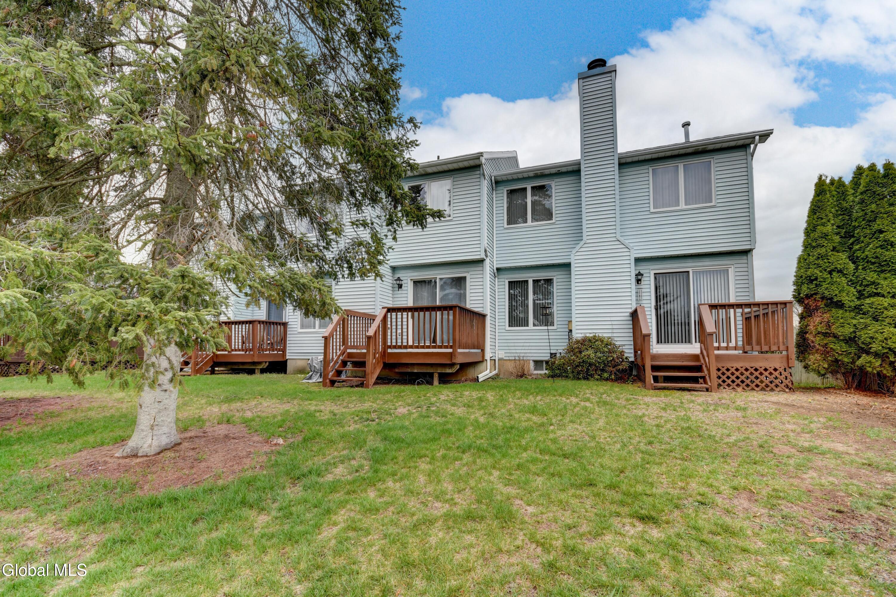 12 White Rock Circle Albany NY 12205