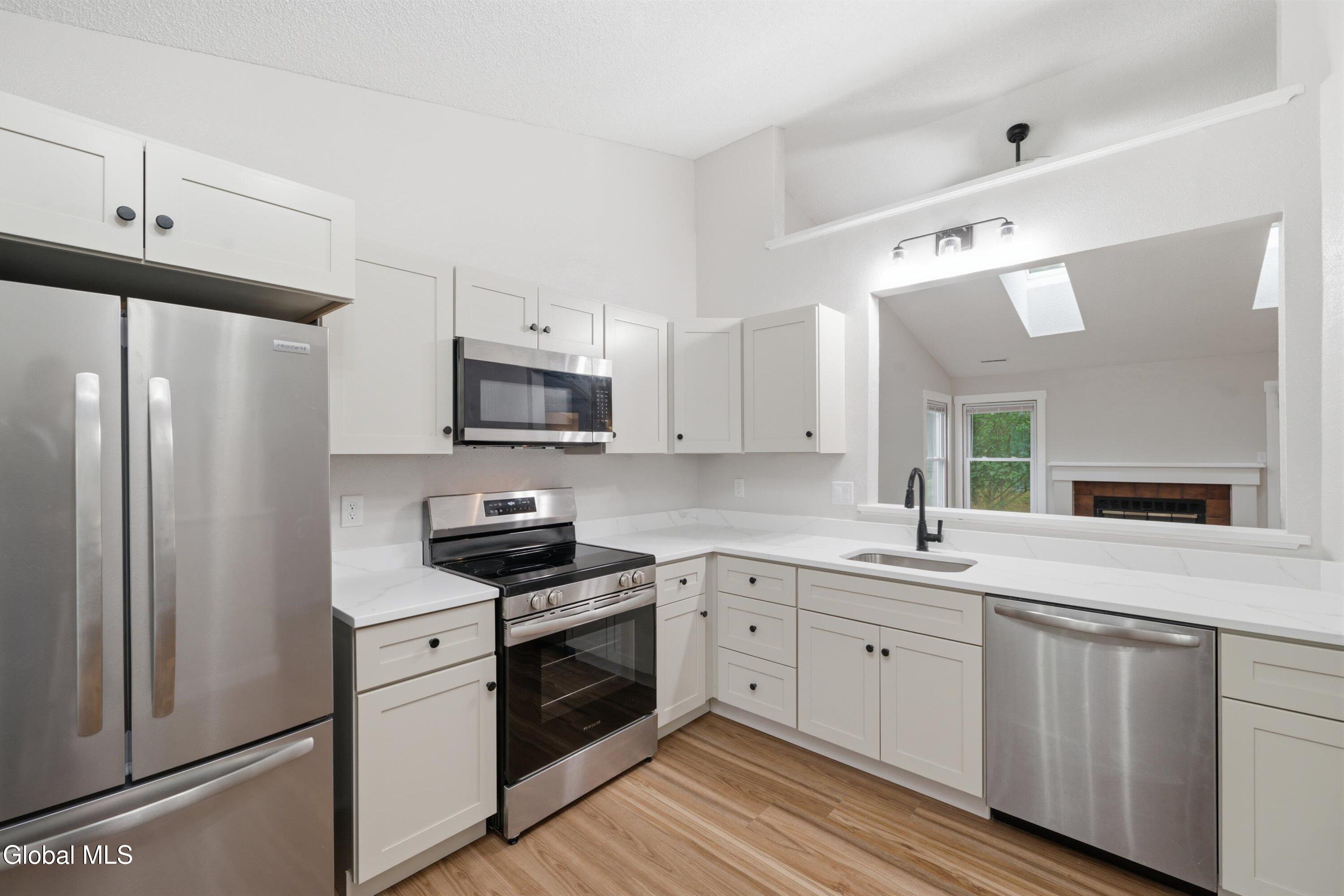 52 Stoney Creek Drive Clifton Park NY 12065