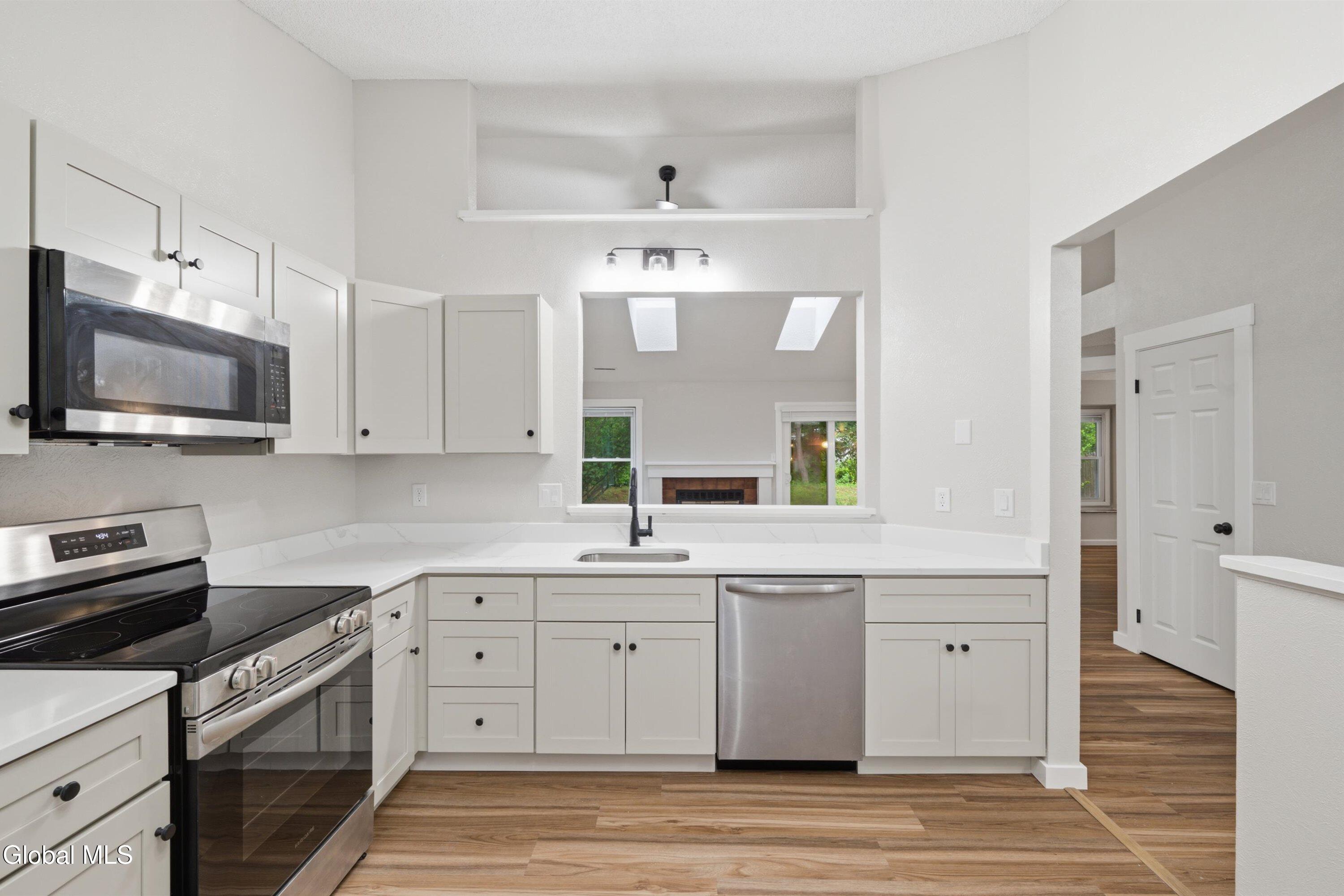 52 Stoney Creek Drive Clifton Park NY 12065
