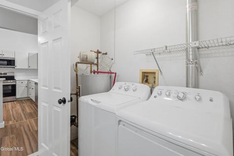 52 Stoney Creek Drive Clifton Park NY 12065