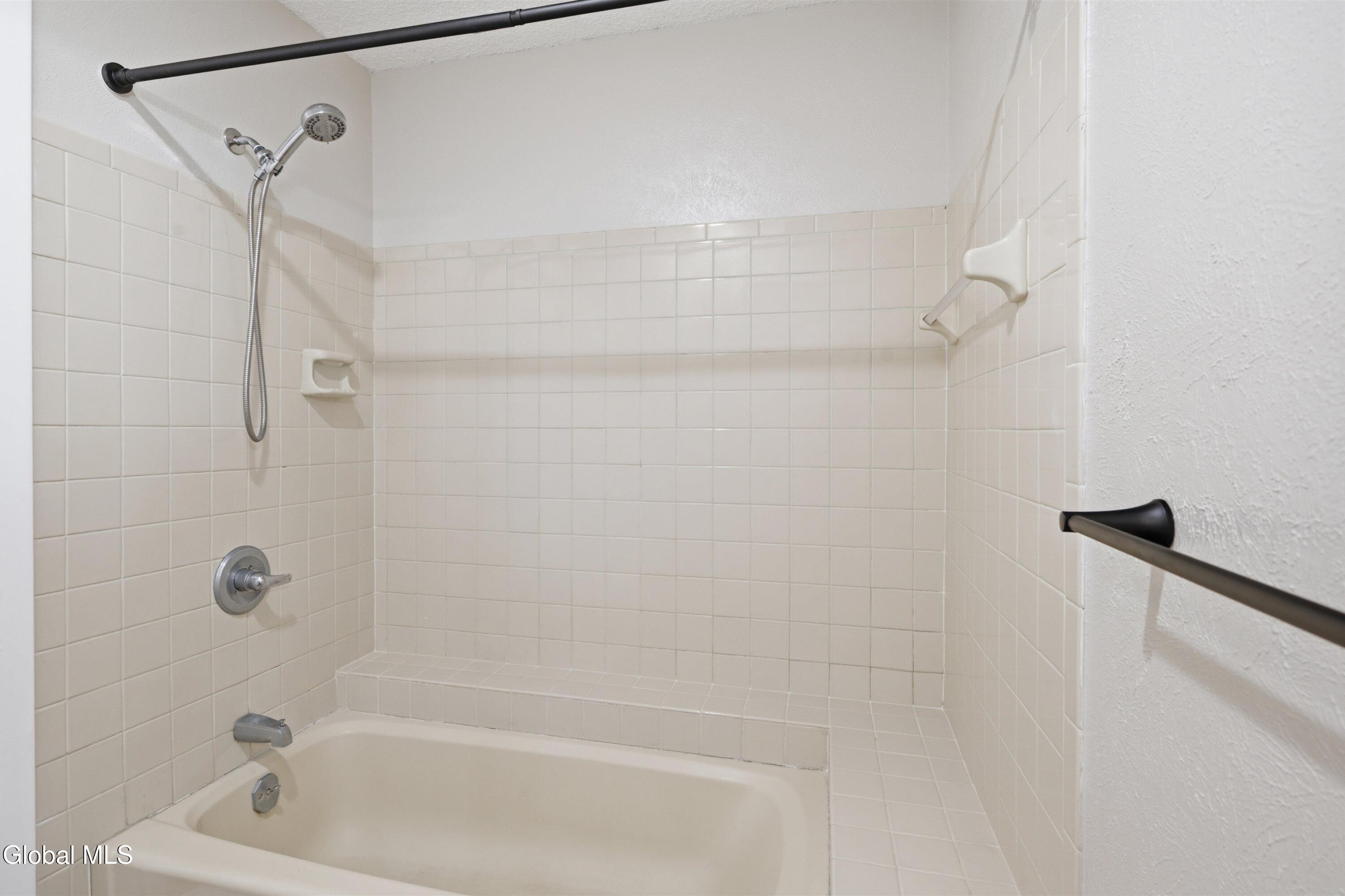 52 Stoney Creek Drive Clifton Park NY 12065