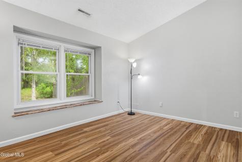 52 Stoney Creek Drive Clifton Park NY 12065