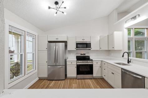 52 Stoney Creek Drive Clifton Park NY 12065