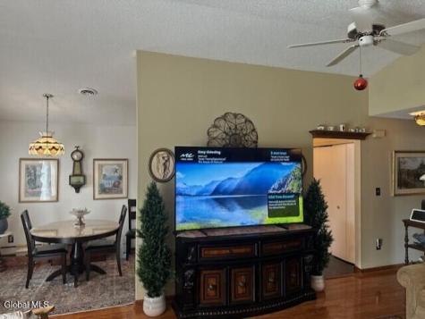 1106 Cambridge Manor Drive Schenectady NY 12302