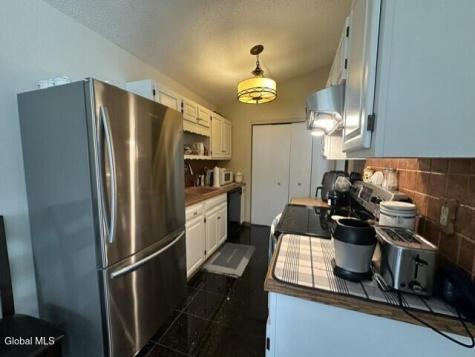 1106 Cambridge Manor Drive Schenectady NY 12302