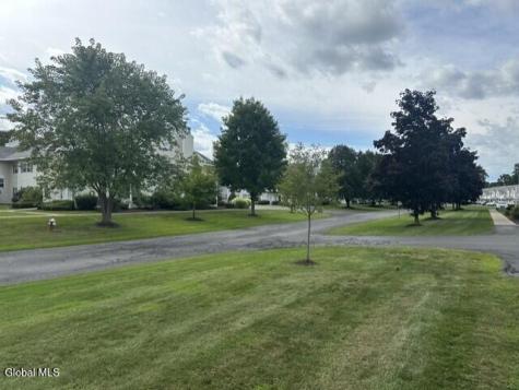 1106 Cambridge Manor Drive Schenectady NY 12302
