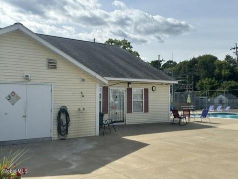 1106 Cambridge Manor Drive Schenectady NY 12302