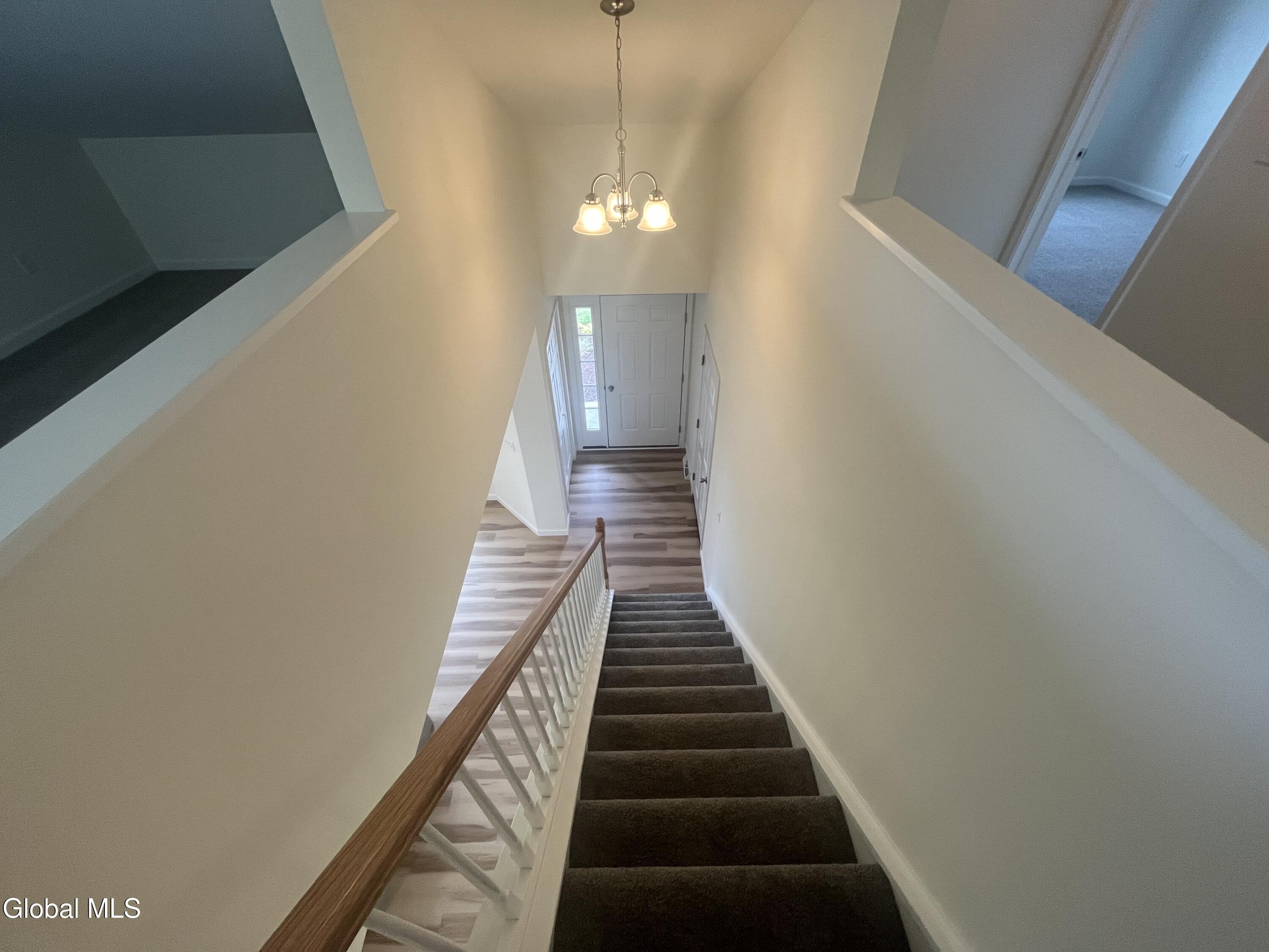 5 Tap In Lane Halfmoon NY 12118