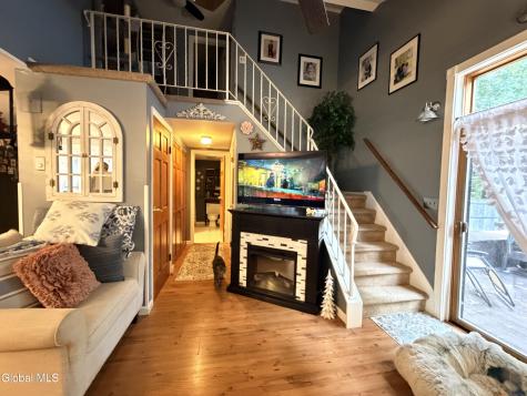48 Snowberry Road Ballston Spa NY 12020
