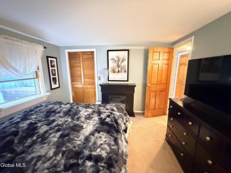 48 Snowberry Road Ballston Spa NY 12020