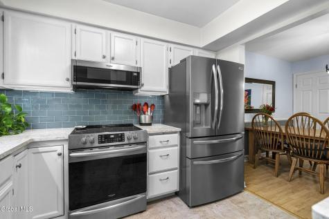 52 Velina Drive Albany NY 12203