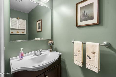 52 Velina Drive Albany NY 12203