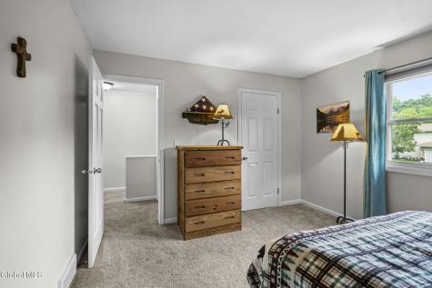 52 Velina Drive Albany NY 12203