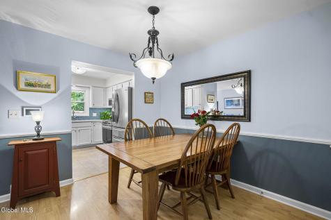 52 Velina Drive Albany NY 12203