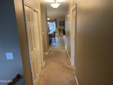 66 Cobblestone Court Schenectady NY 12306