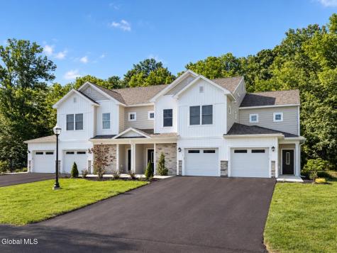 32 Reed's Hollow Saratoga Springs NY 12866