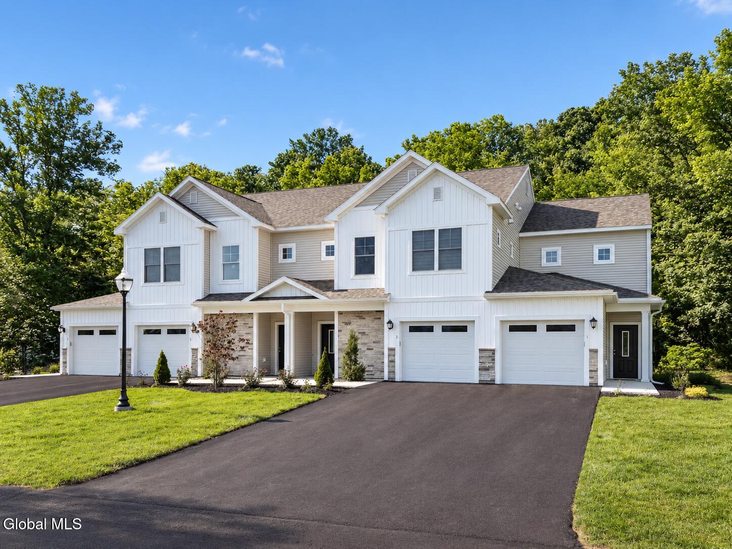 32 Reed's Hollow Saratoga Springs NY 12866