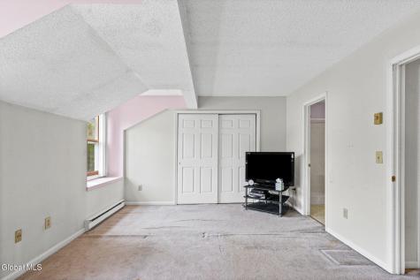 3019 Squire Boulevard Slingerlands NY 12159