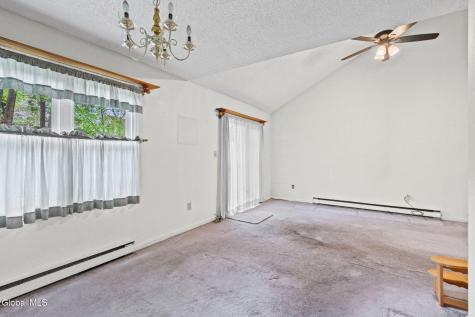 3019 Squire Boulevard Slingerlands NY 12159