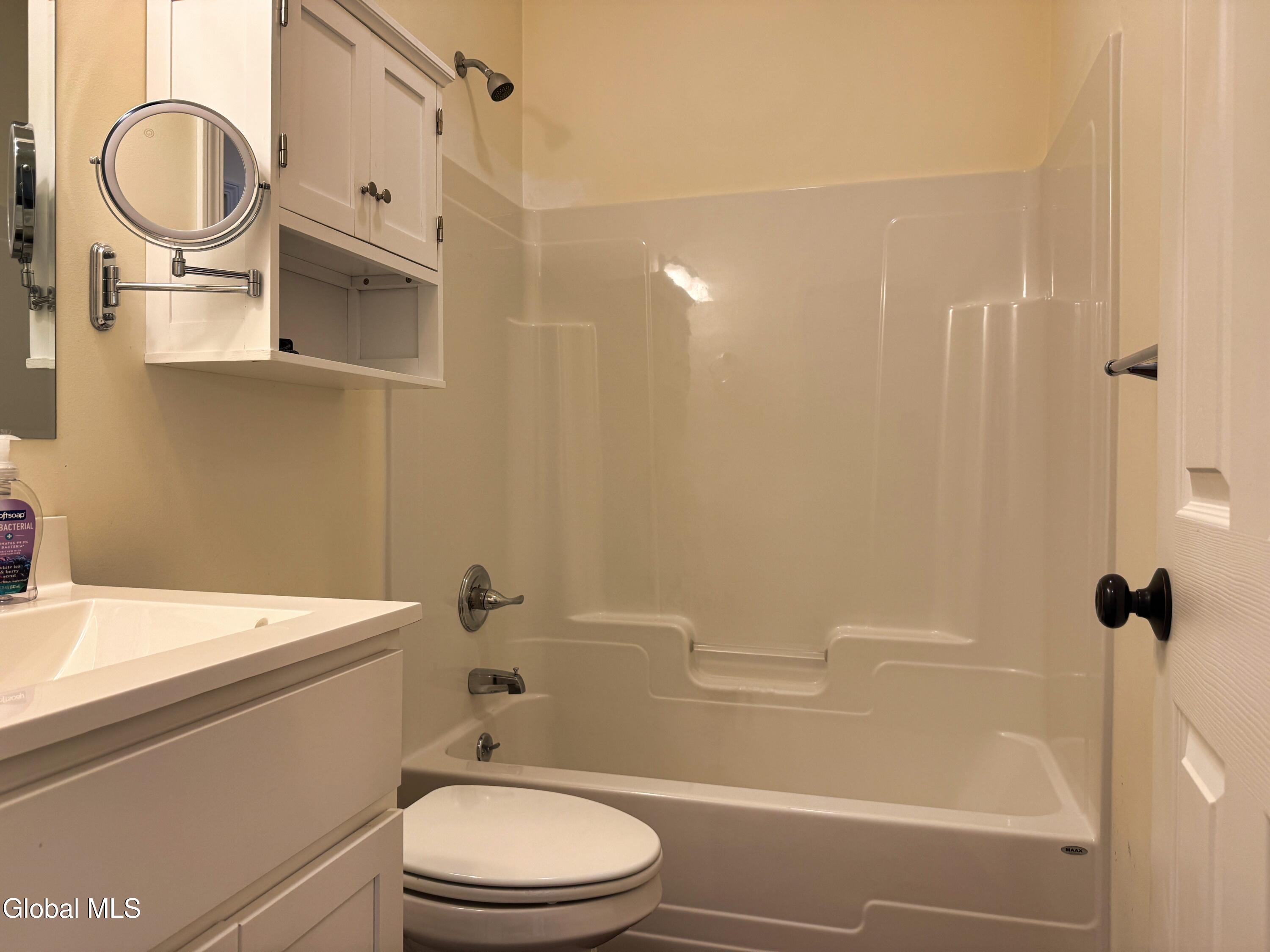 33 Smoke Ridge Road Queensbury NY 12804