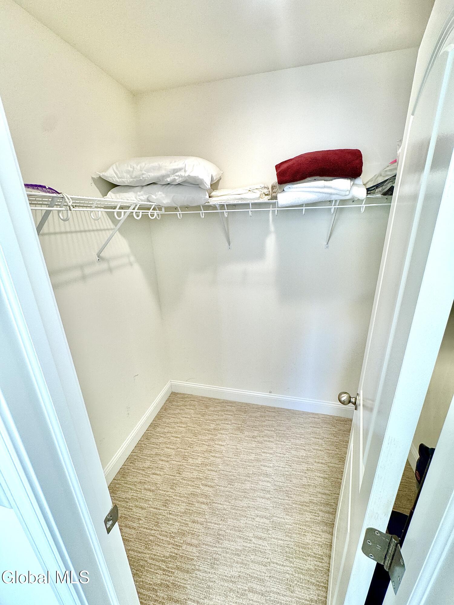 23 Canterbury Lane Delmar NY 12054