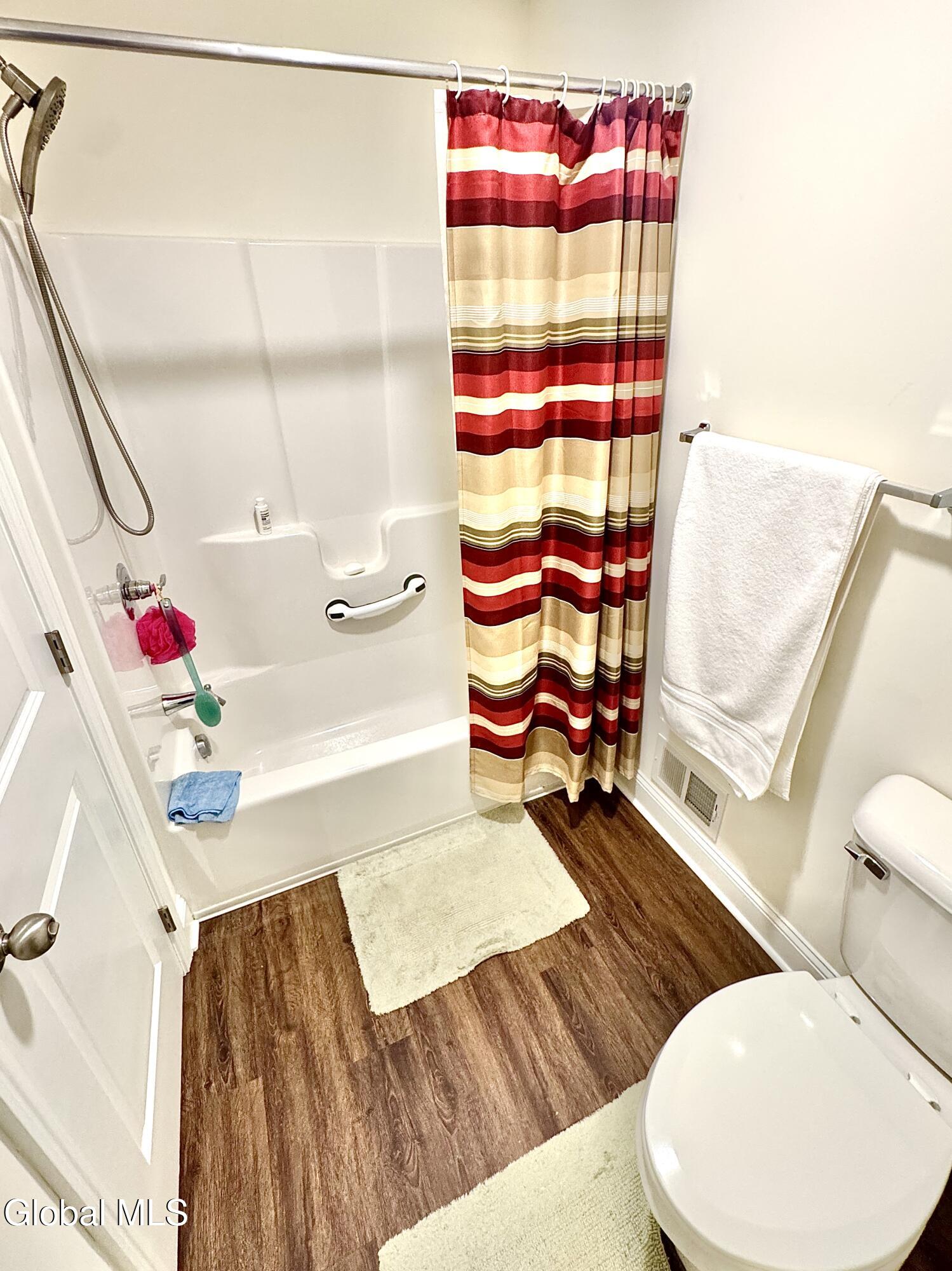 23 Canterbury Lane Delmar NY 12054
