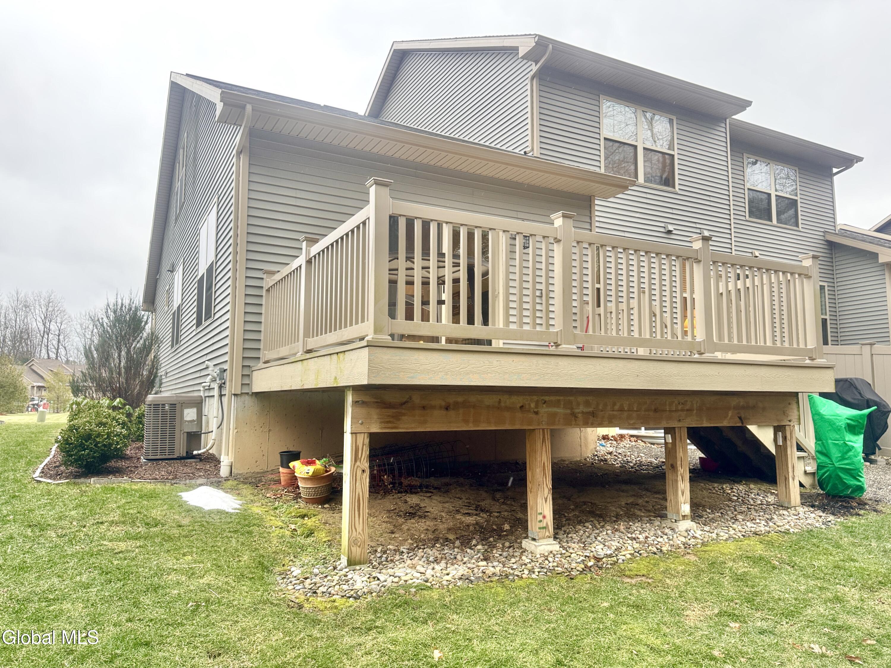 23 Canterbury Lane Delmar NY 12054