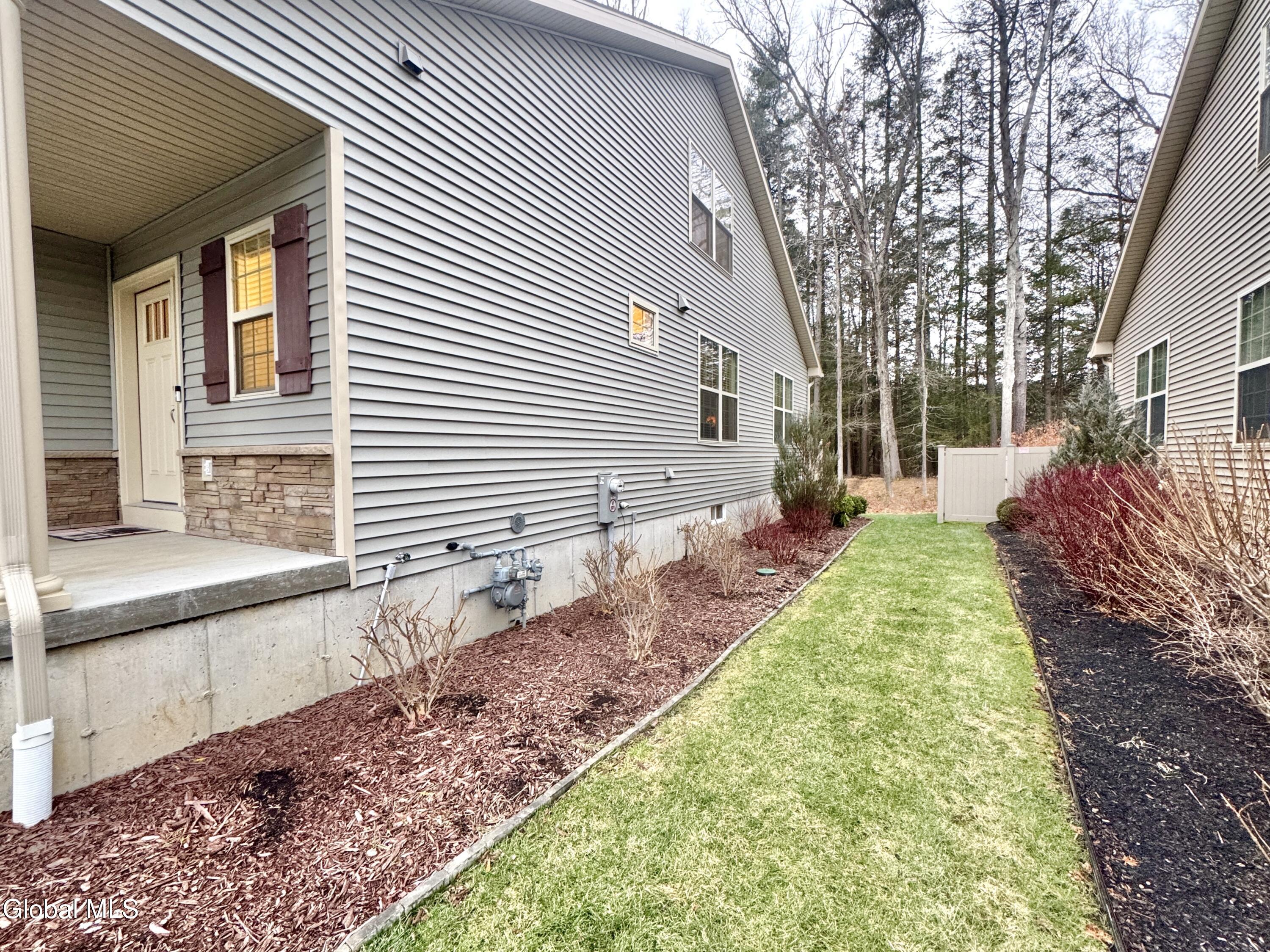 23 Canterbury Lane Delmar NY 12054