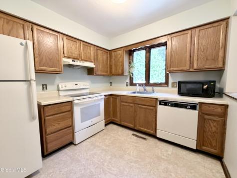 54 Velina Drive Albany NY 12203