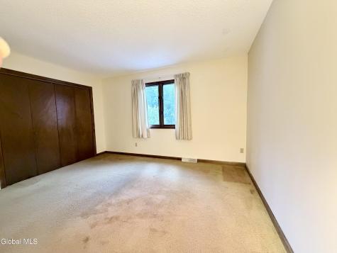 54 Velina Drive Albany NY 12203
