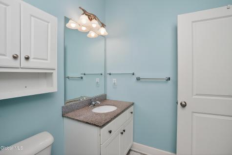 73 Saratoga Road Schenectady NY 12302