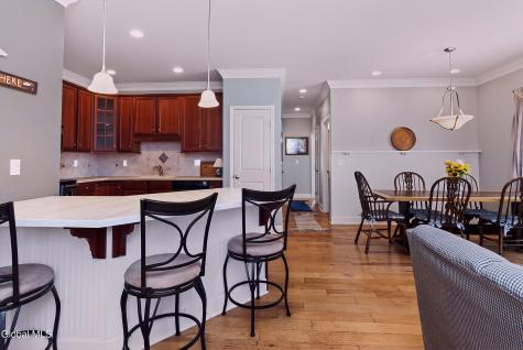 73 Saratoga Road Schenectady NY 12302