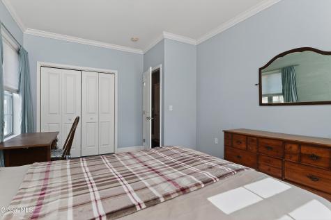 73 Saratoga Road Schenectady NY 12302