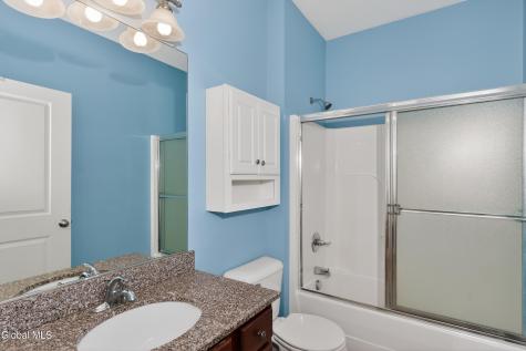 73 Saratoga Road Schenectady NY 12302
