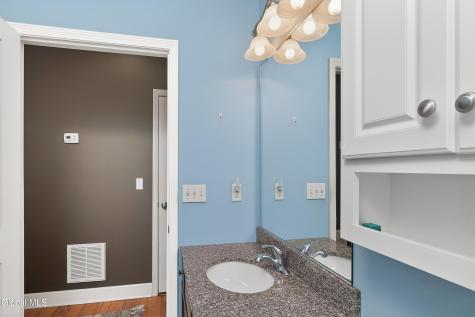 73 Saratoga Road Schenectady NY 12302