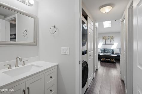 36 Snowberry Road Malta NY 12020
