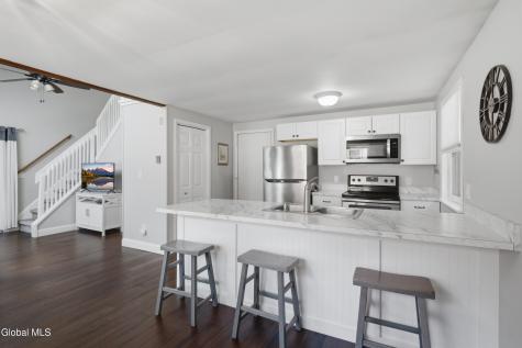 36 Snowberry Road Malta NY 12020