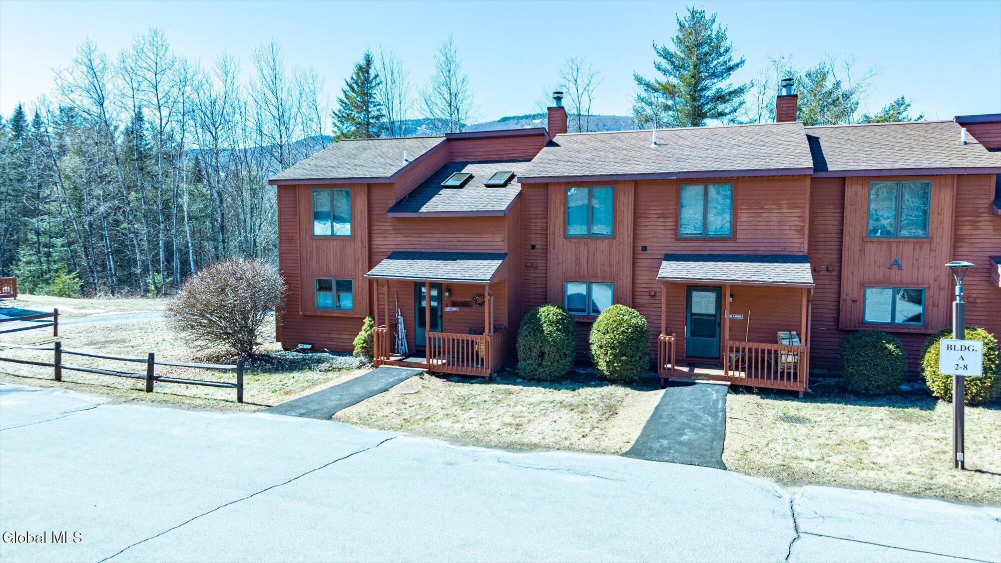 8 Freebern Road North Creek NY 12853