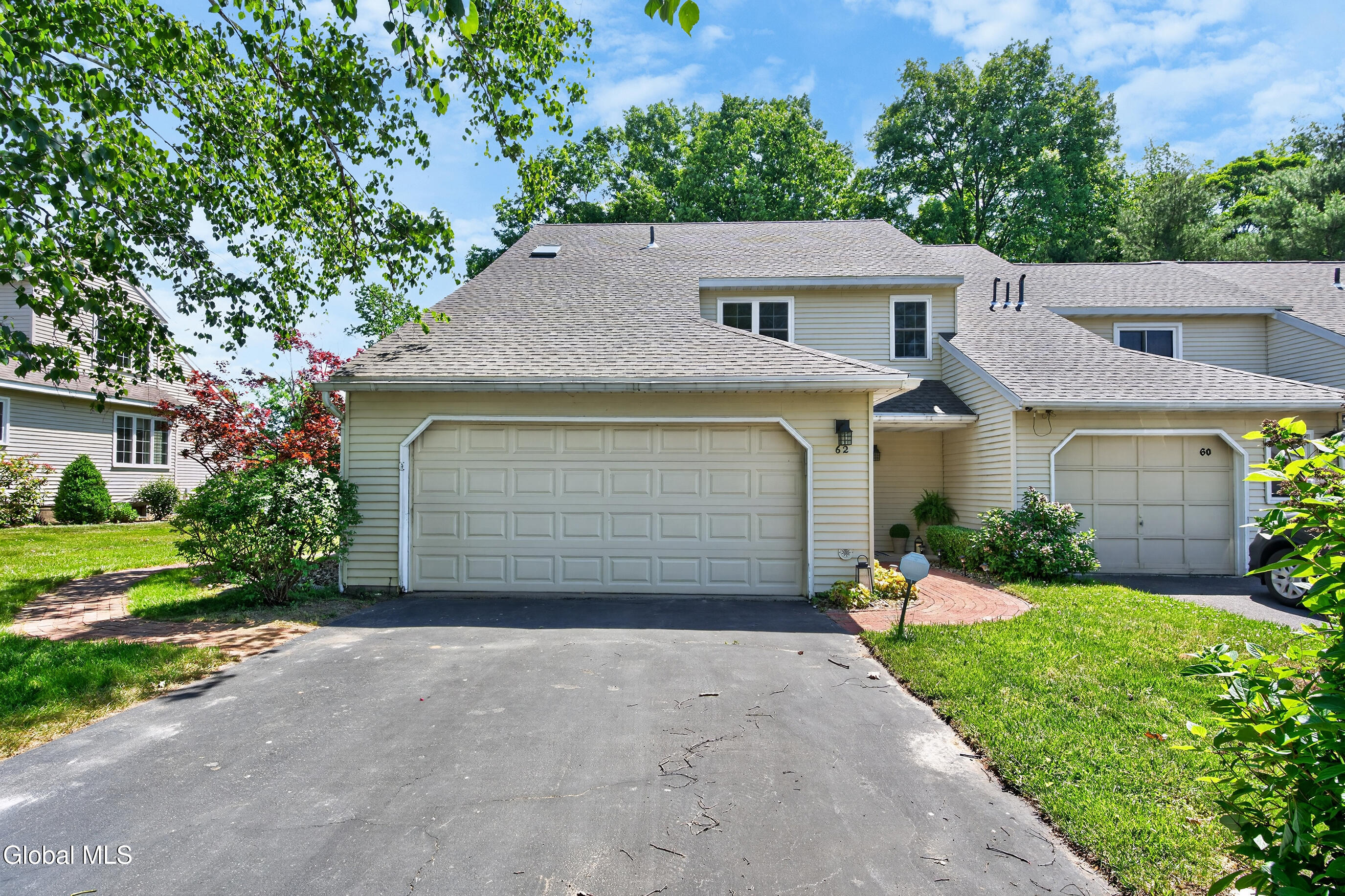62 Commonwealth Drive Glenmont NY 12077