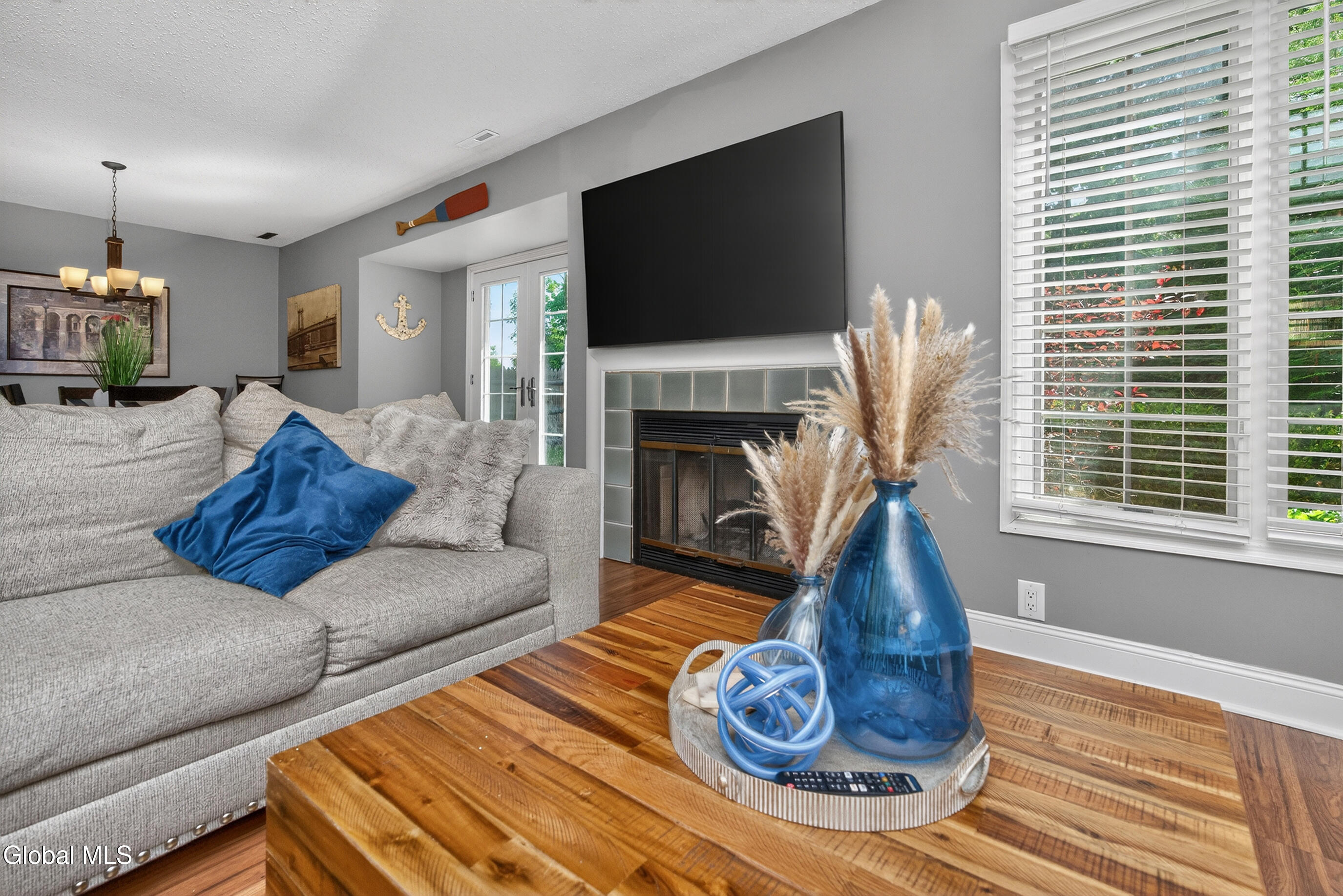 62 Commonwealth Drive Glenmont NY 12077