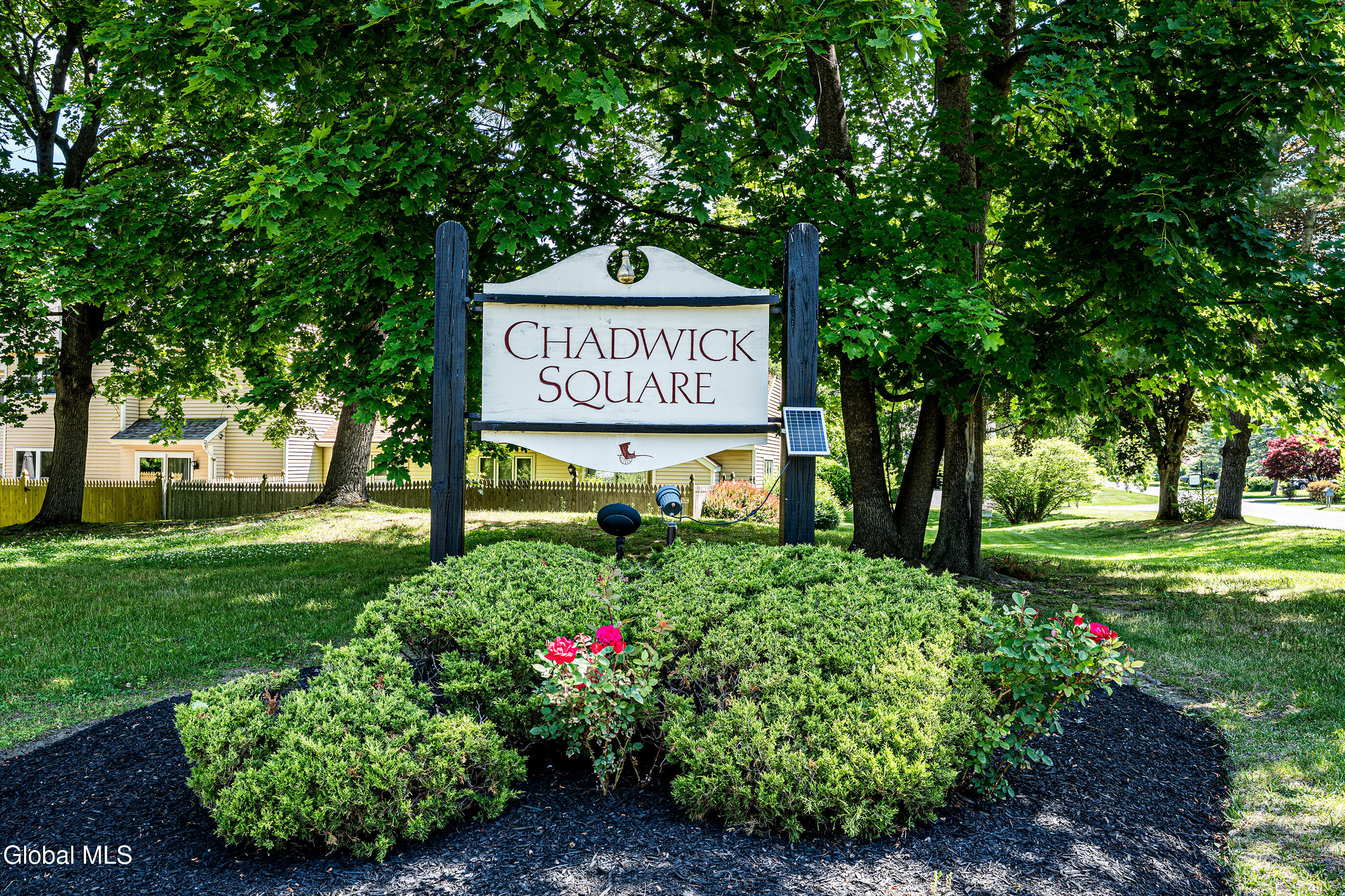 62 Commonwealth Drive Glenmont NY 12077