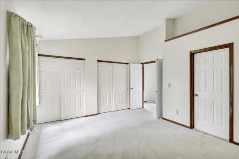 6 Wilton Court Halfmoon NY 12065