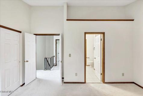 6 Wilton Court Halfmoon NY 12065