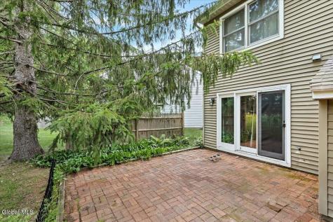 6 Wilton Court Halfmoon NY 12065
