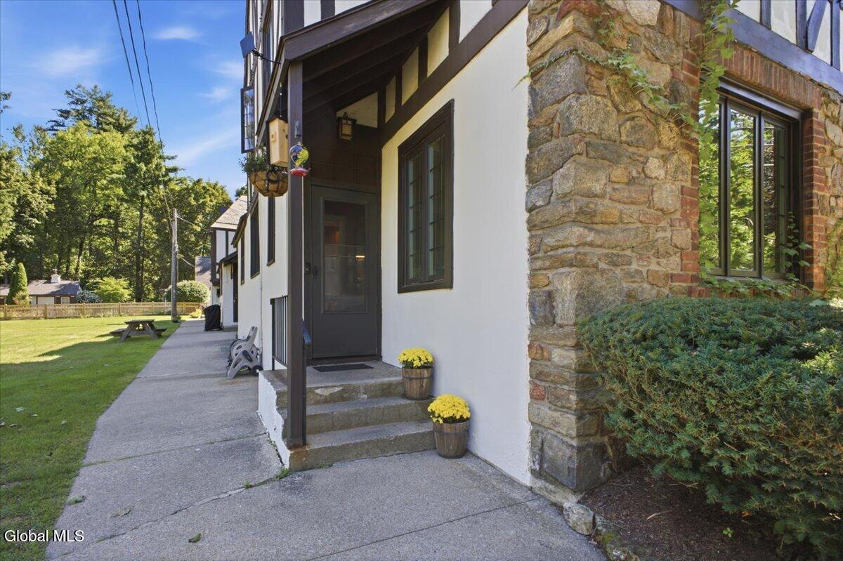 41 Horicon Avenue Glens Falls NY 12801