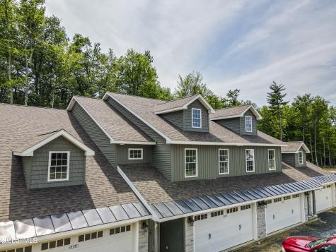 143 Carriage Boulevard Rotterdam NY 12306