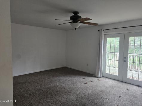627 Englemore Road Clifton Park NY 12065